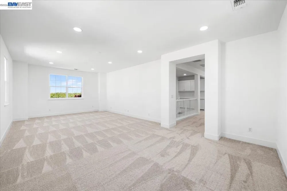 1461 Biarritz St Tracy, CA 95304