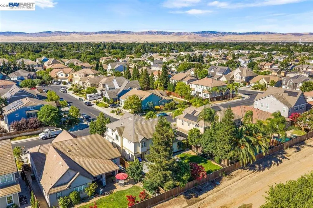 1461 Biarritz St Tracy, CA 95304
