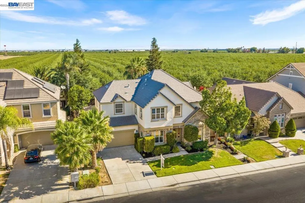 1461 Biarritz St Tracy, CA 95304