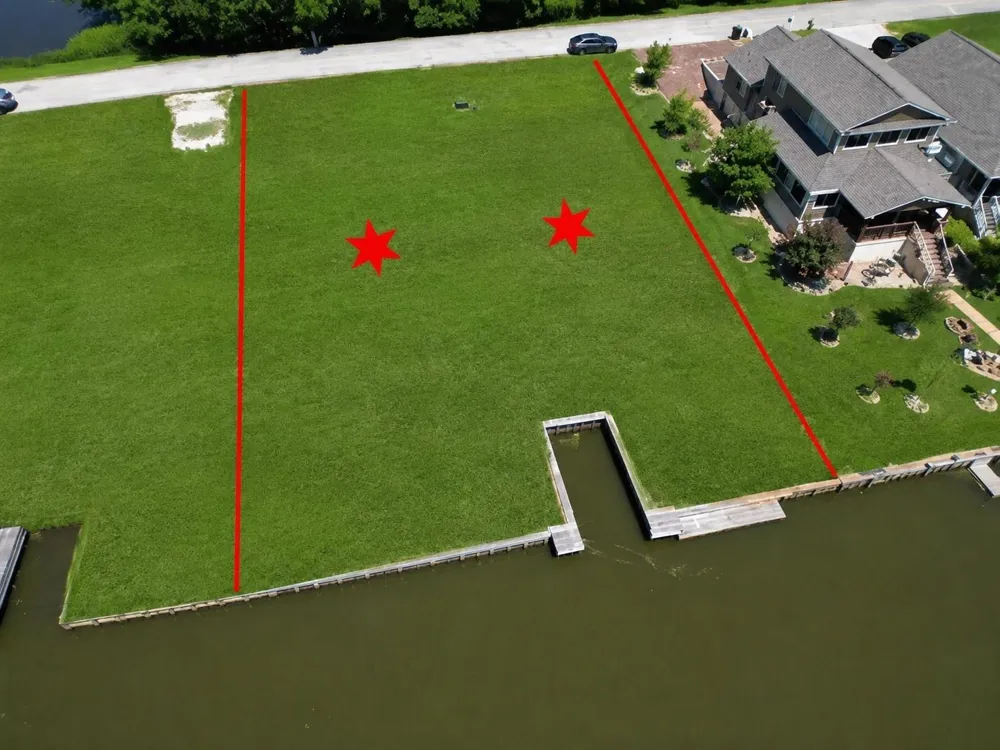94 Wildwood Lake Drive Huntsville, TX 77340