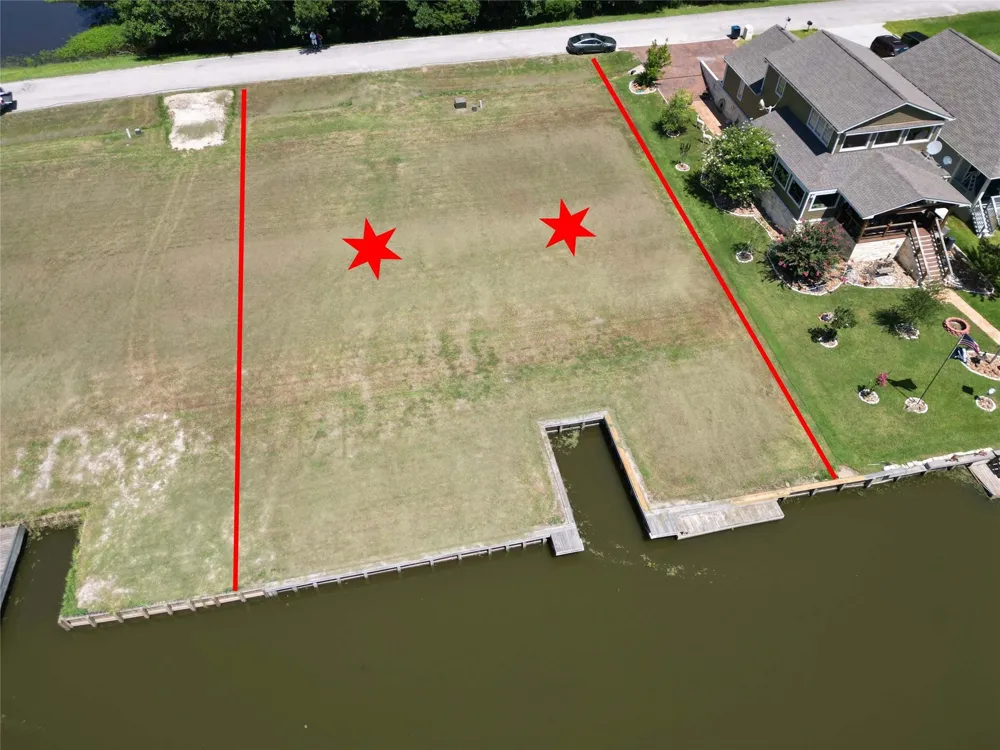 94 Wildwood Lake Drive Huntsville, TX 77340