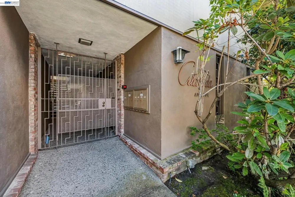 1500 Alameda #D Alameda, CA 94501