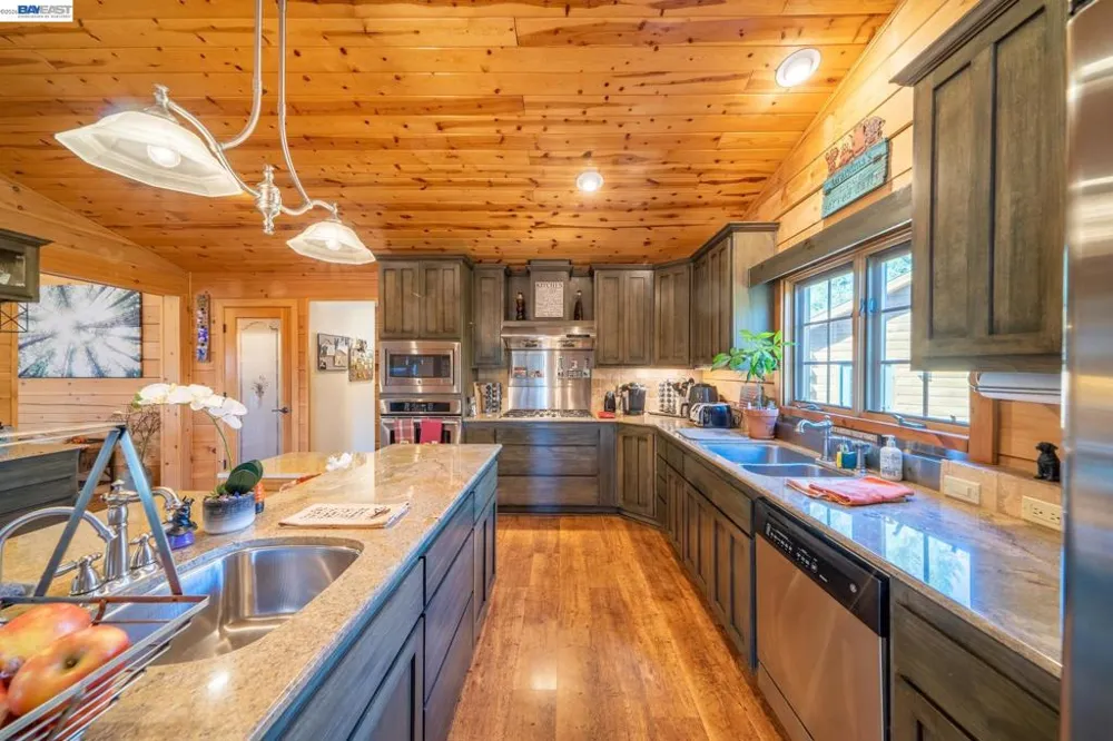 6775 Trailhead Ct Foresthill, CA 95631