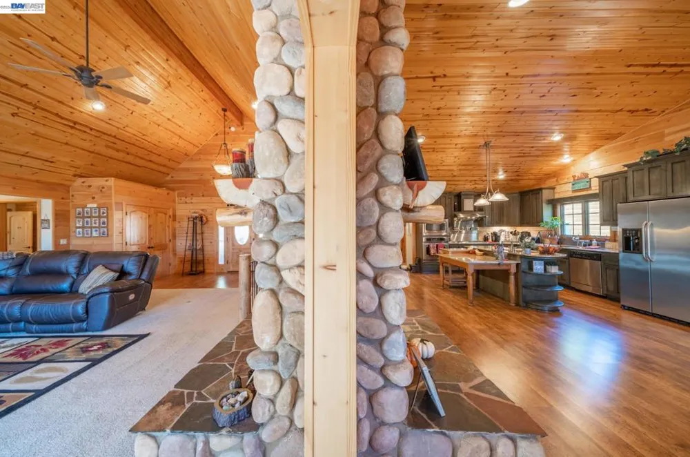 6775 Trailhead Ct Foresthill, CA 95631