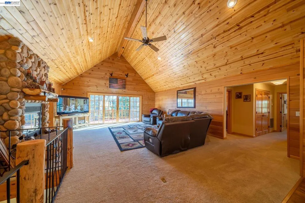 6775 Trailhead Ct Foresthill, CA 95631