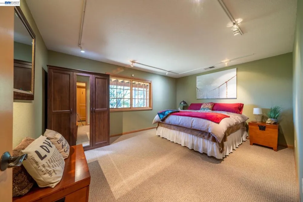 6775 Trailhead Ct Foresthill, CA 95631