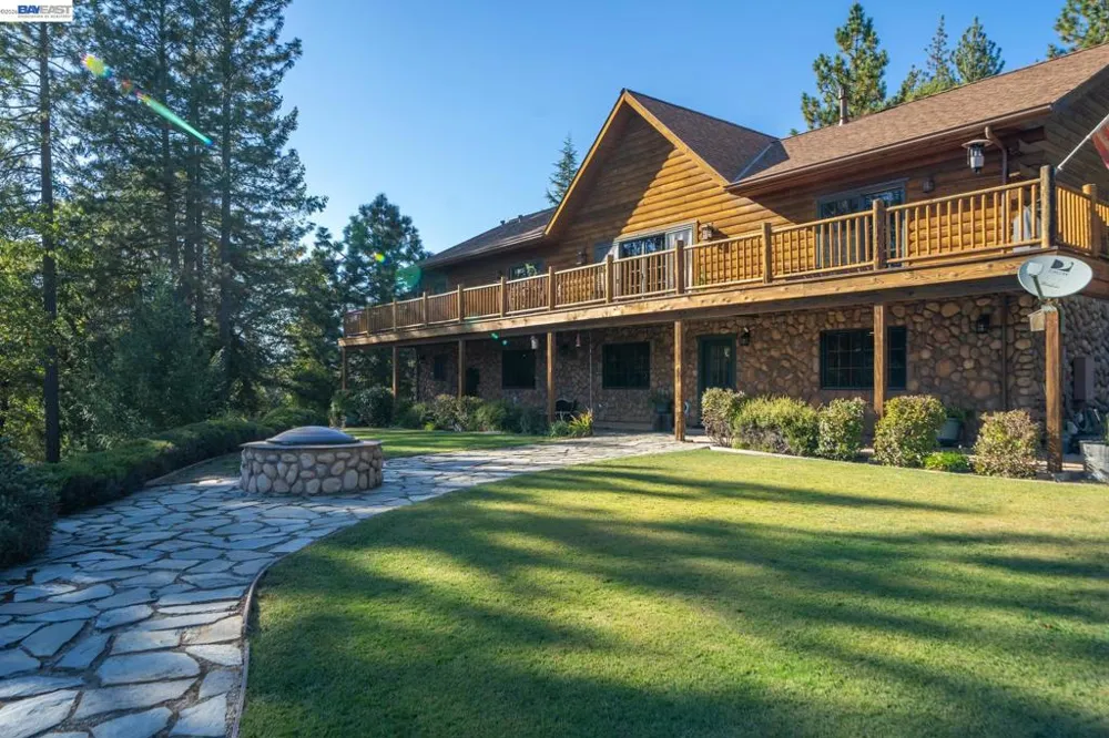 6775 Trailhead Ct Foresthill, CA 95631