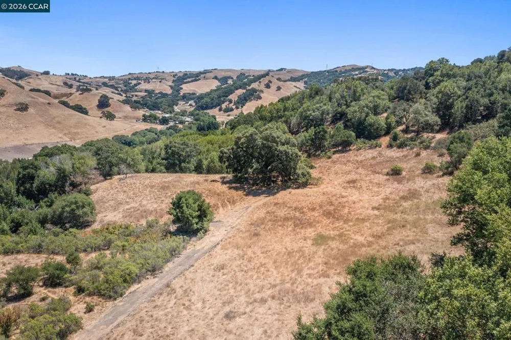 1180 Bear Creek Rd Martinez, CA 94553