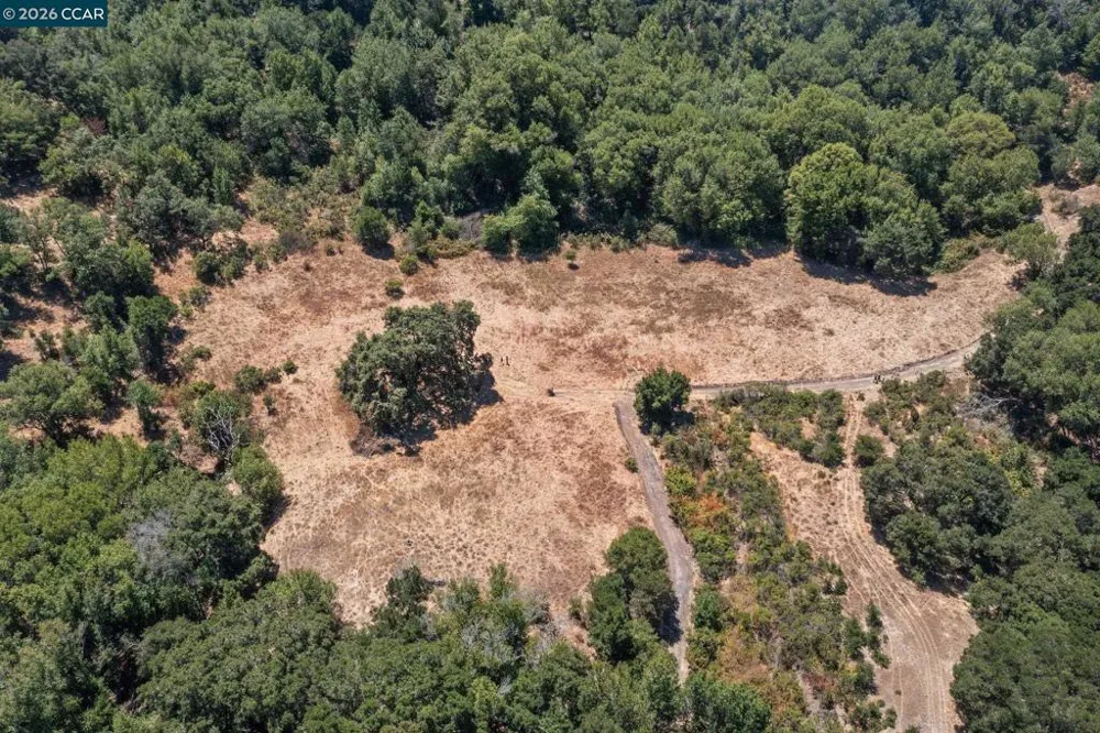 1180 Bear Creek Rd Martinez, CA 94553