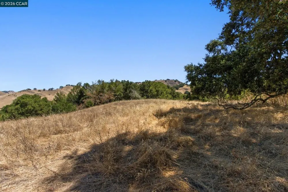 1180 Bear Creek Rd Martinez, CA 94553