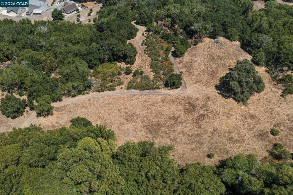 1180 Bear Creek Rd Martinez, CA 94553