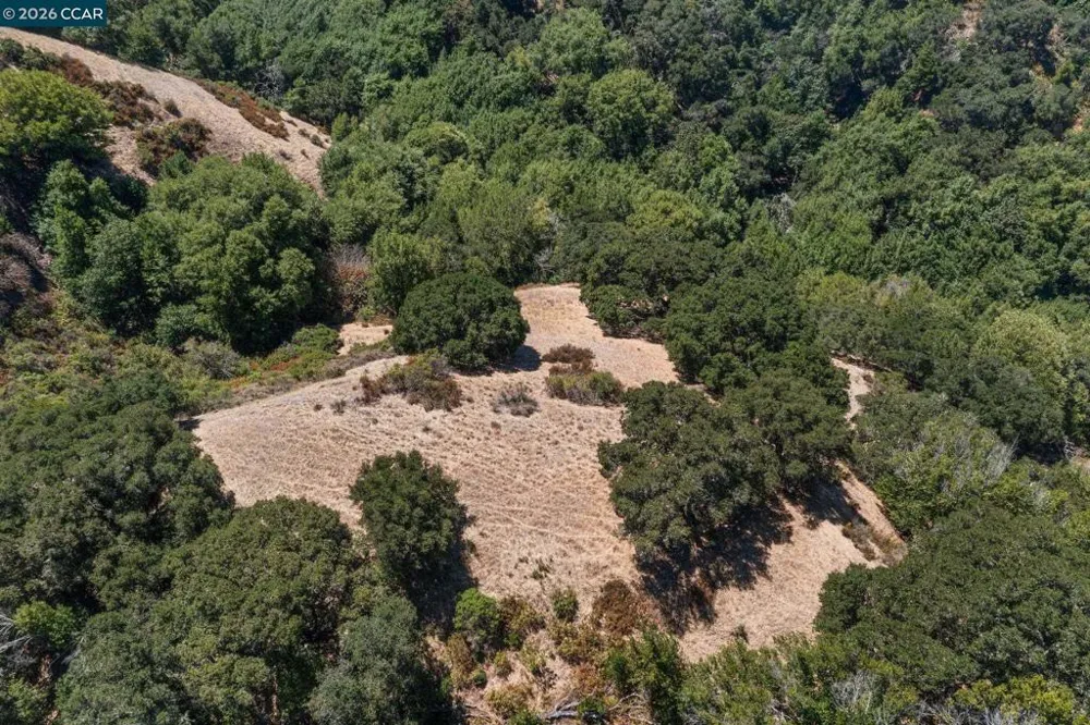 1180 Bear Creek Rd Martinez, CA 94553