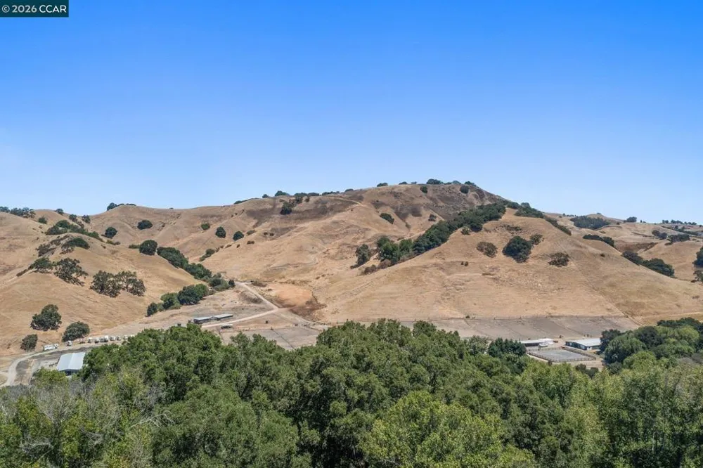 1180 Bear Creek Rd Martinez, CA 94553
