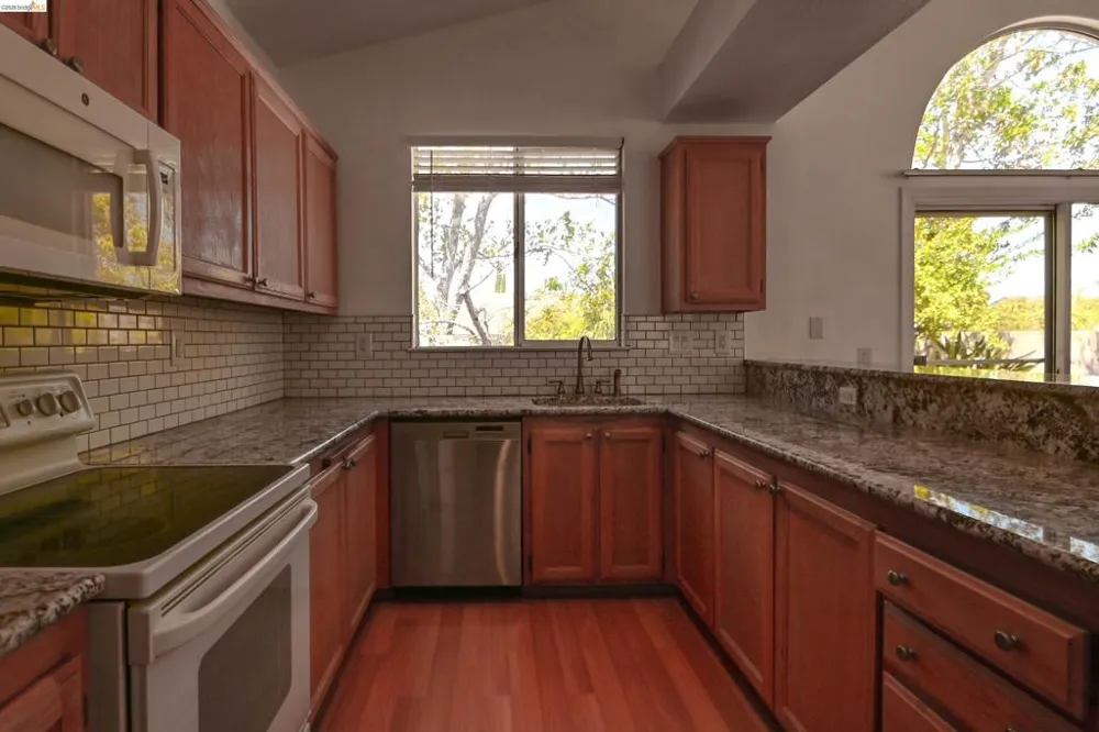 240 Seabury St. Suisun City, CA 94585