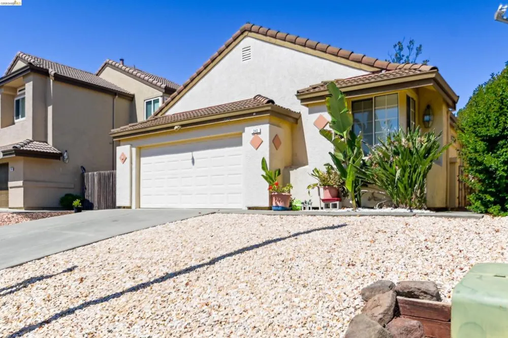 240 Seabury St. Suisun City, CA 94585