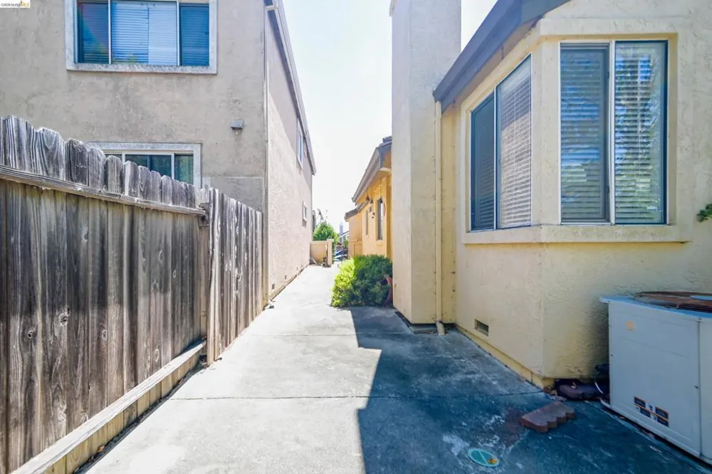240 Seabury St. Suisun City, CA 94585