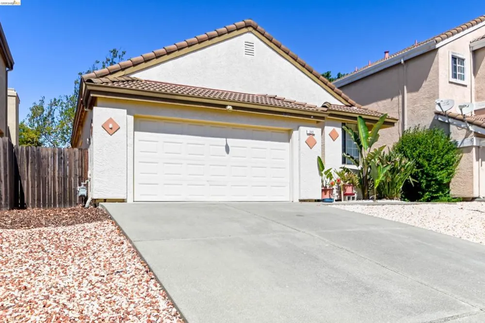 240 Seabury St. Suisun City, CA 94585