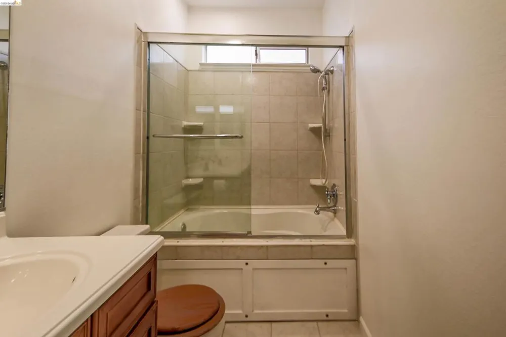 240 Seabury St. Suisun City, CA 94585