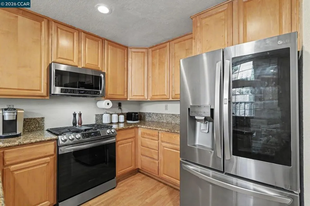 5251 Pebble Glen Dr Concord, CA 94521