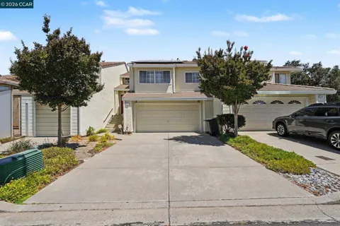 5251 Pebble Glen Dr