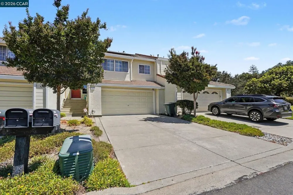 5251 Pebble Glen Dr Concord, CA 94521