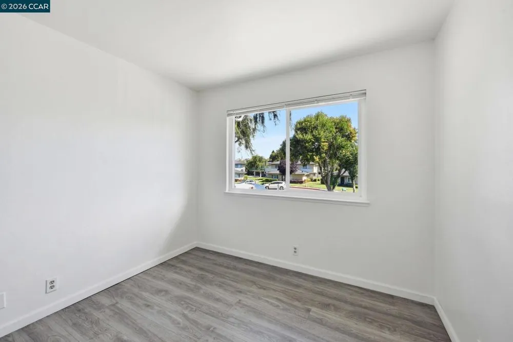 34732 Skylark Dr #4 Union City, CA 94587