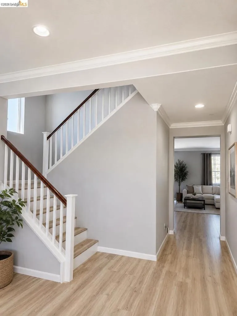 697 Landmark Pt Lathrop, CA 95330