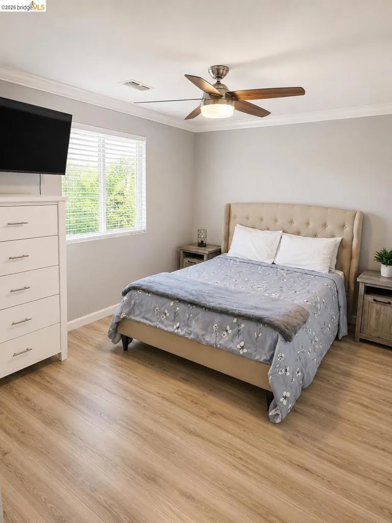 697 Landmark Pt Lathrop, CA 95330
