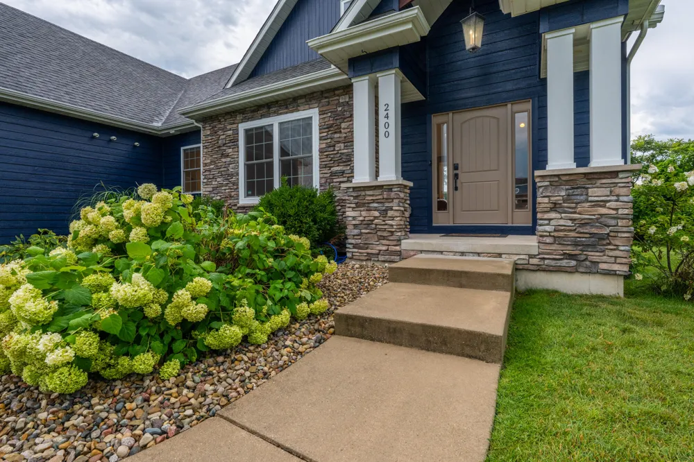 2400 Bay Pointe Drive St. Joseph, MI 49085