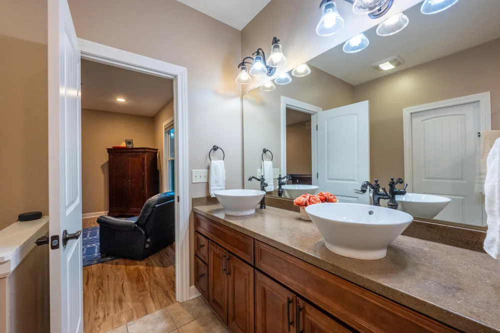 2400 Bay Pointe Drive St. Joseph, MI 49085