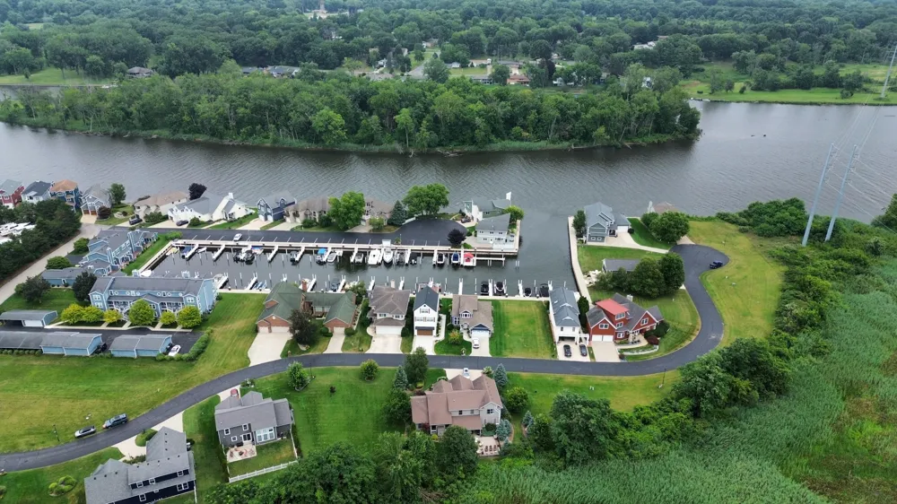 2400 Bay Pointe Drive St. Joseph, MI 49085