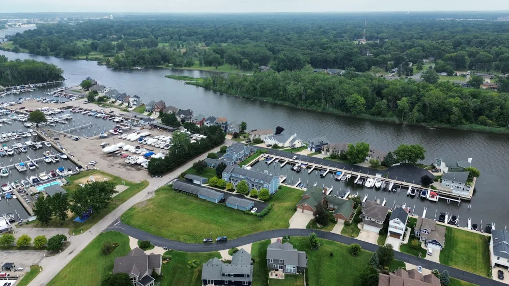 2400 Bay Pointe Drive St. Joseph, MI 49085