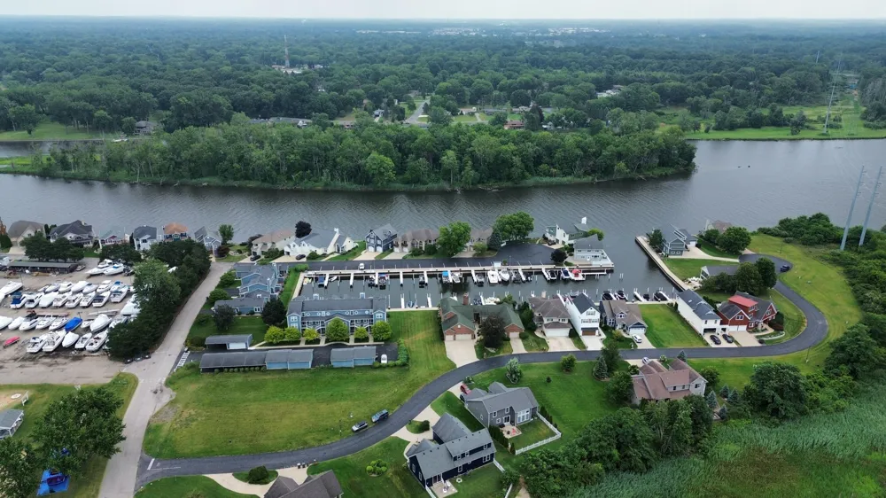 2400 Bay Pointe Drive St. Joseph, MI 49085