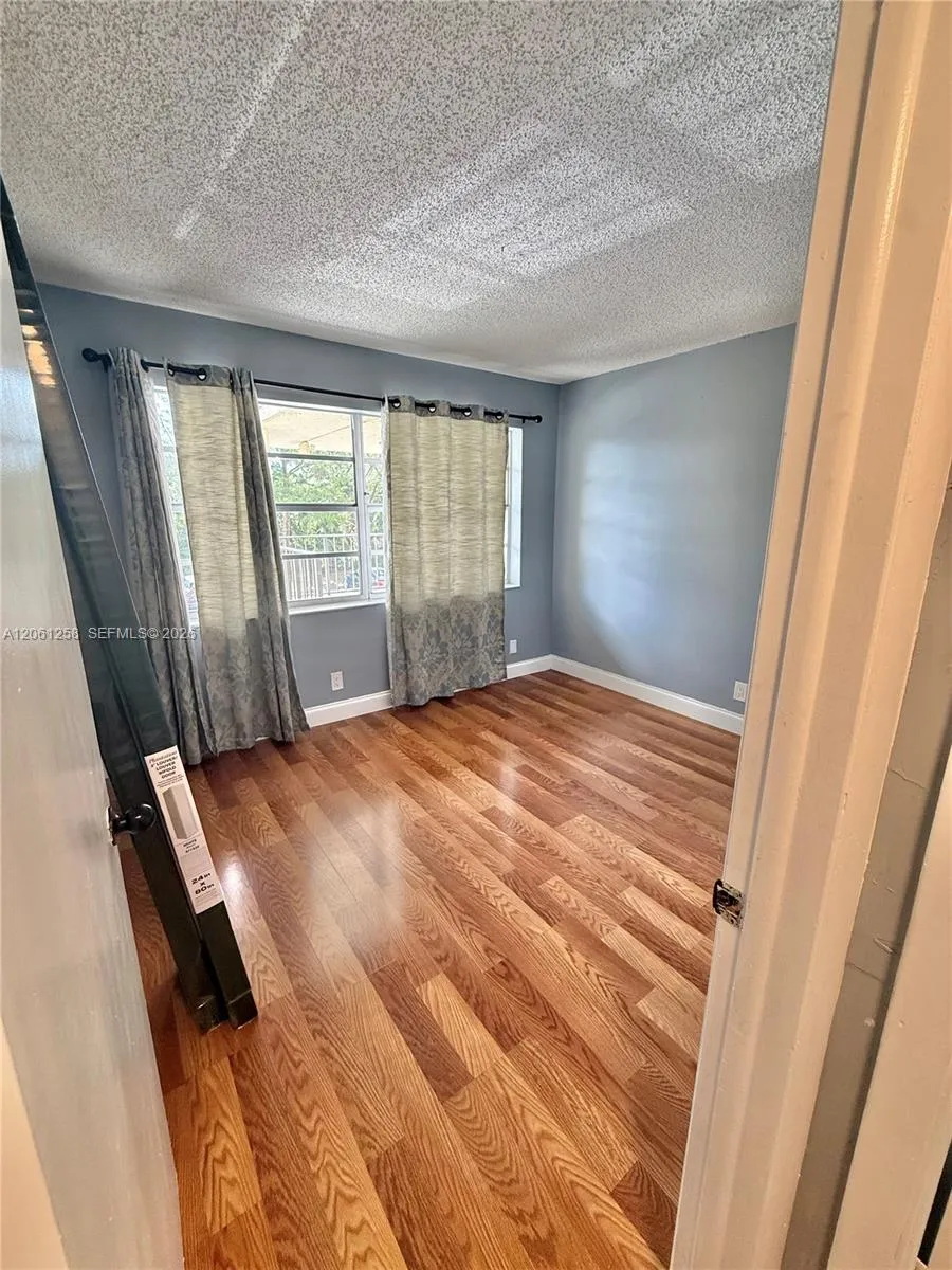 3001 NW 48th Ave #244 Lauderdale Lakes, FL 33313