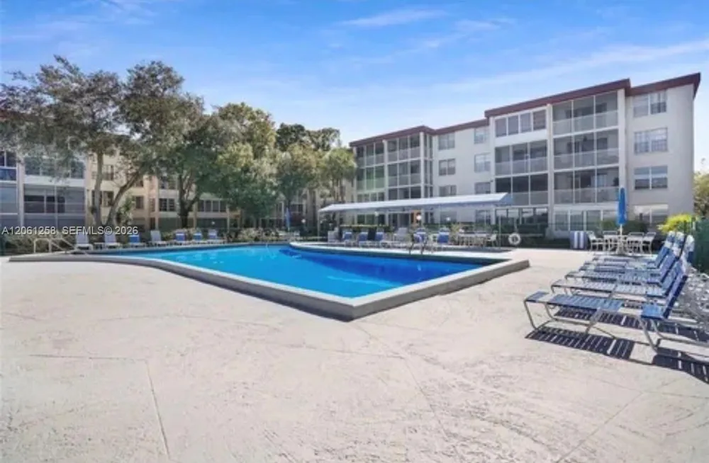3001 NW 48th Ave #244 Lauderdale Lakes, FL 33313