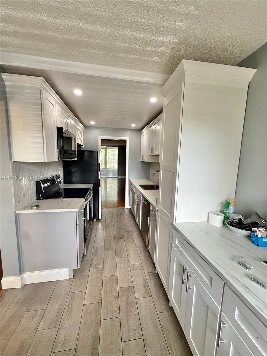 3001 NW 48th Ave #244 Lauderdale Lakes, FL 33313