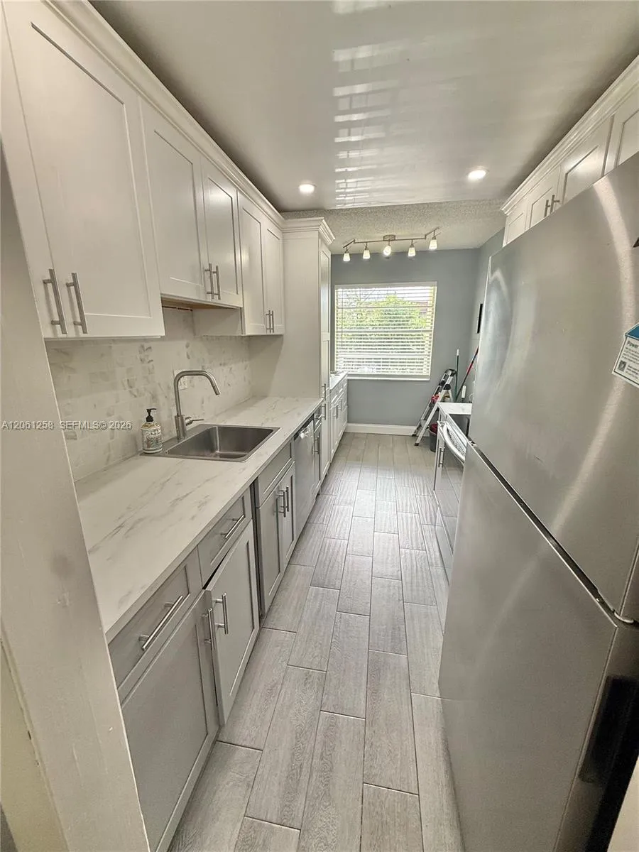 3001 NW 48th Ave #244 Lauderdale Lakes, FL 33313