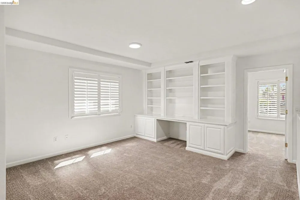 217 Sussex Discovery Bay, CA 94505