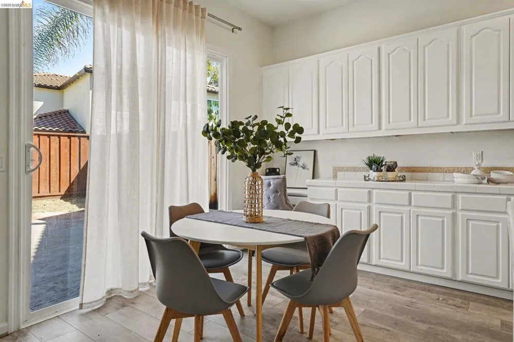 217 Sussex Discovery Bay, CA 94505
