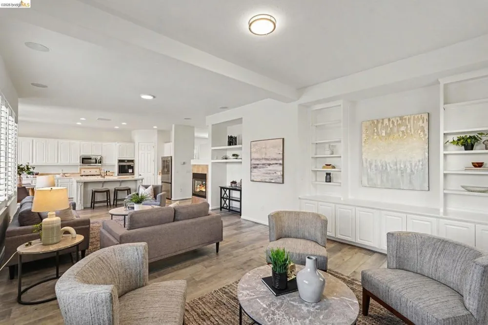 217 Sussex Discovery Bay, CA 94505