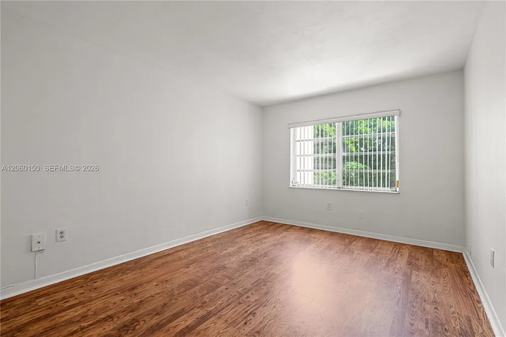 15888 SW 95th Ave #317 Miami, FL 33157