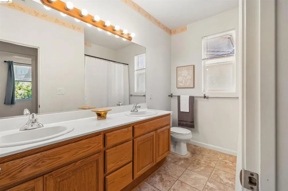 1842 Sanger Peak Way Antioch, CA 94531