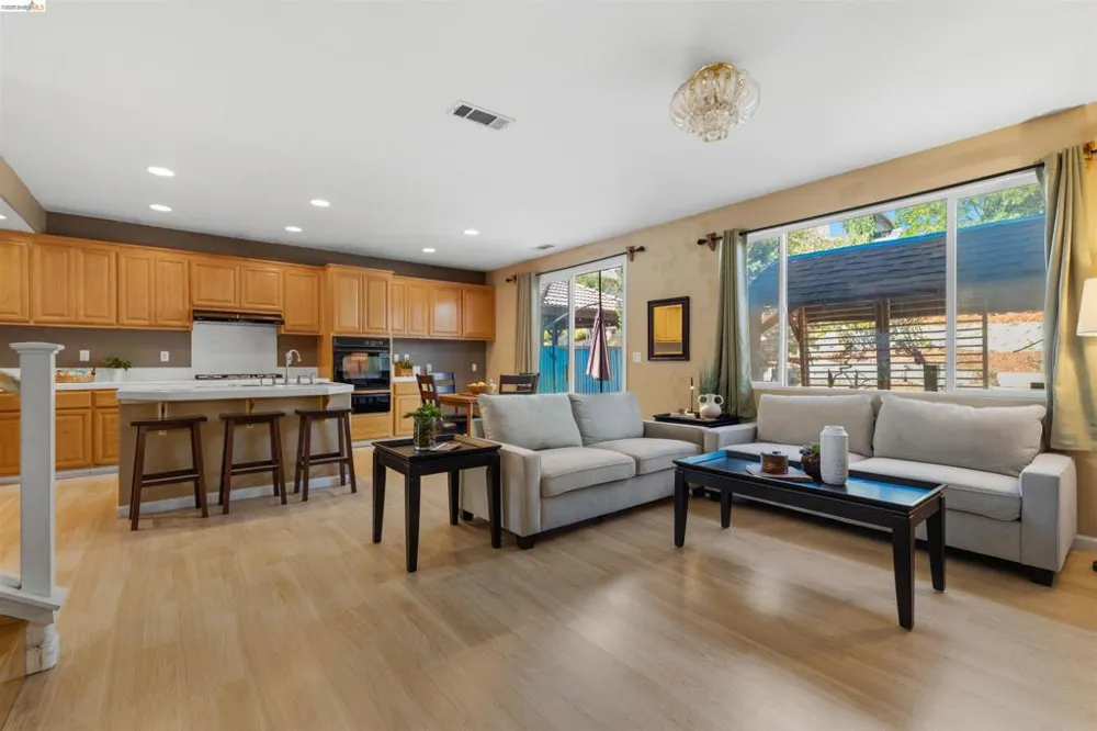 1842 Sanger Peak Way Antioch, CA 94531