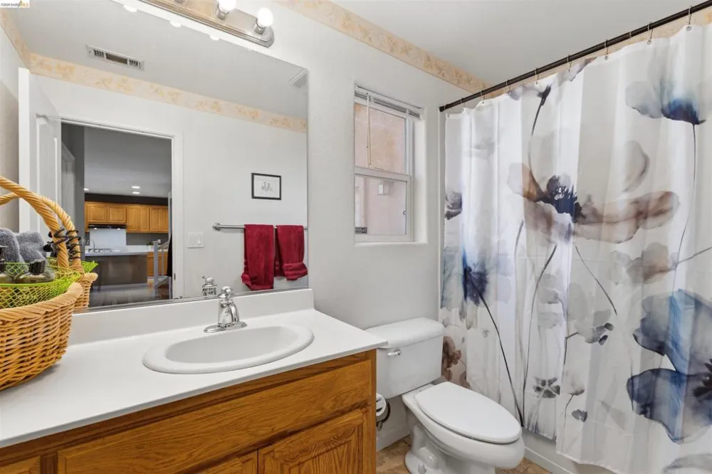 1842 Sanger Peak Way Antioch, CA 94531