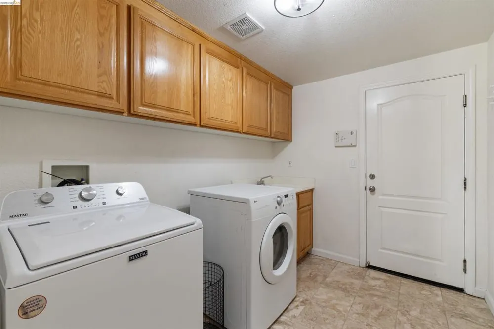 1842 Sanger Peak Way Antioch, CA 94531