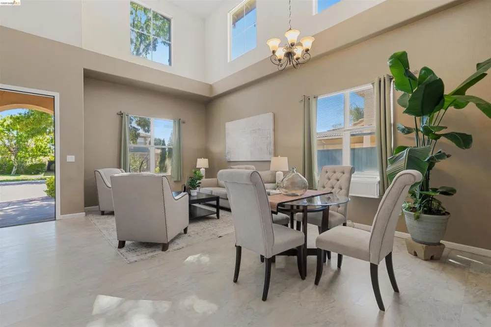 1842 Sanger Peak Way Antioch, CA 94531