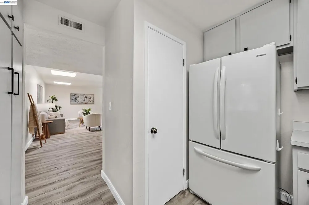 4042 Rennellwood Way Pleasanton, CA 94566