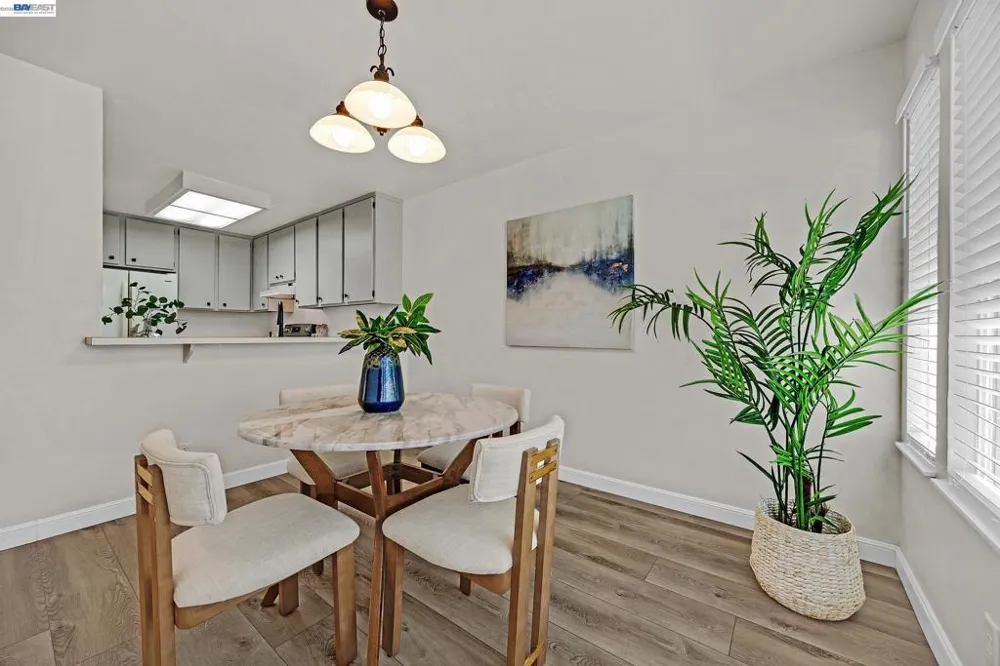 4042 Rennellwood Way Pleasanton, CA 94566