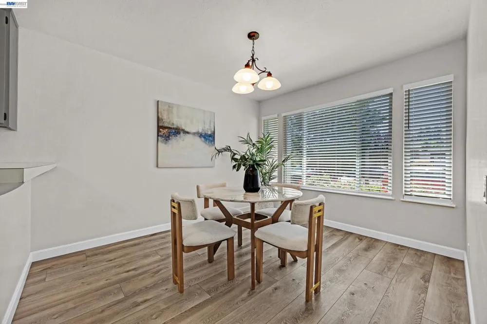 4042 Rennellwood Way Pleasanton, CA 94566