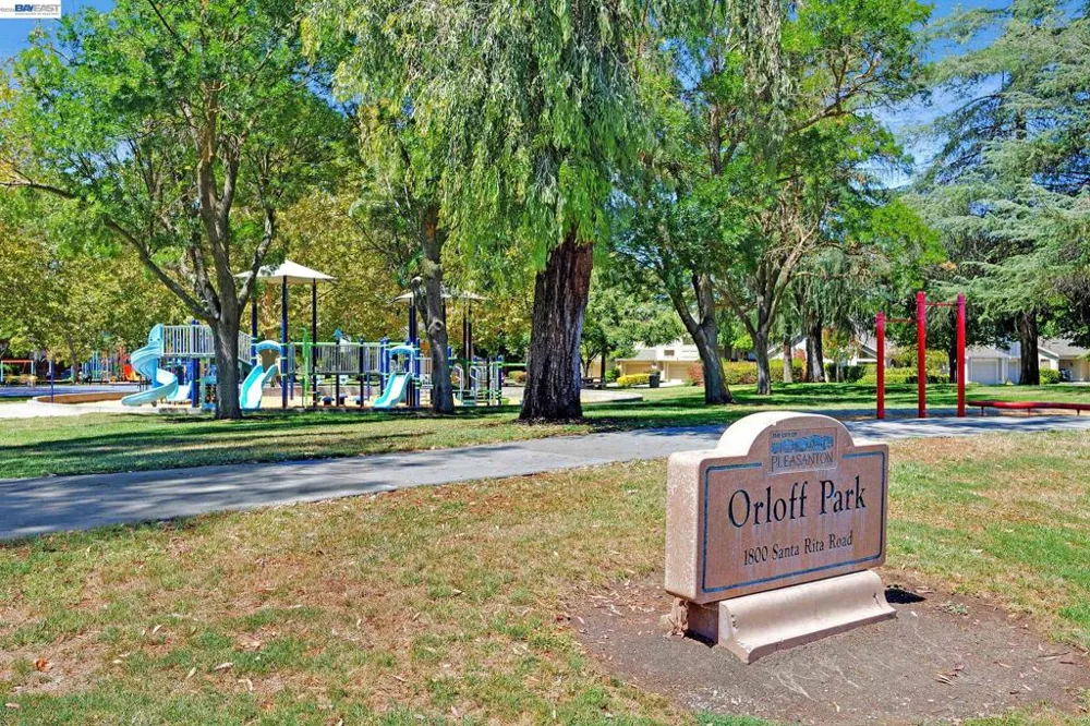 4042 Rennellwood Way Pleasanton, CA 94566